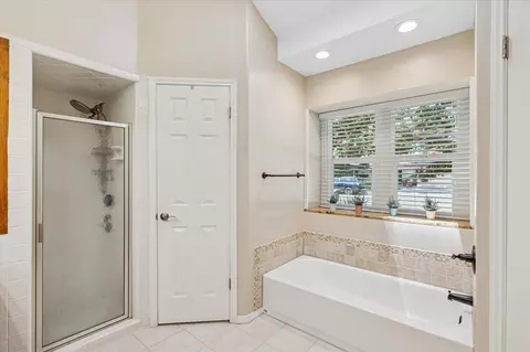 Bath - 1202 Meadowview Dr, Euless, TX 76039 photo 1 of 4