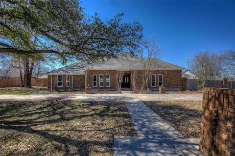 5506 Burgundy Dr, Greenville, TX 75402