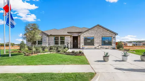 401 Alice Harney Rd, Burleson, TX 76028