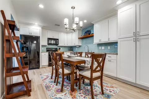 6900 Skillman St #801, Dallas, TX 75231