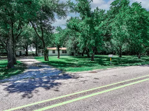 81 Spur 71, Sulphur Springs, TX 75482