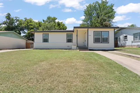 3616 Sydney St, Fort Worth, TX 76119