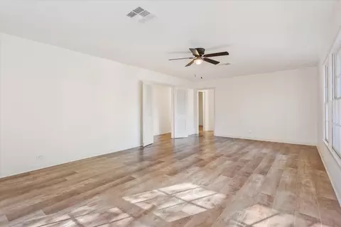 Living - 3317 Mitchell Rd, Waco, TX 76708 photo 4 of 4