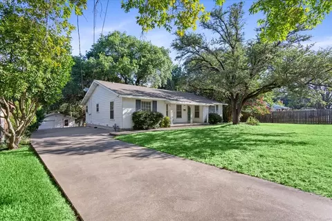 Exterior - 3317 Mitchell Rd, Waco, TX 76708 photo 2 of 8
