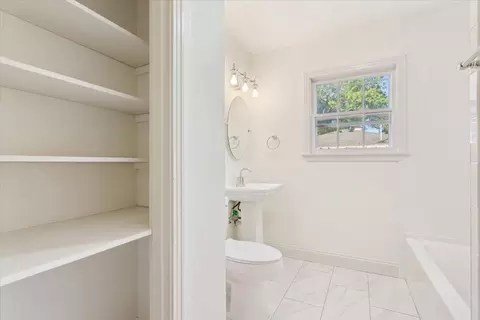 Bath - 3317 Mitchell Rd, Waco, TX 76708 photo 5 of 6