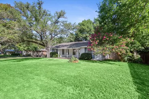 Exterior - 3317 Mitchell Rd, Waco, TX 76708 photo 3 of 8