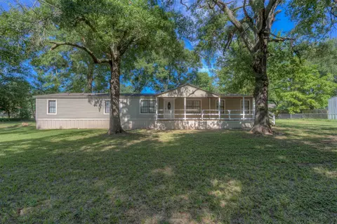 7168 Golden Meadows Rd, Greenwood, LA 71033