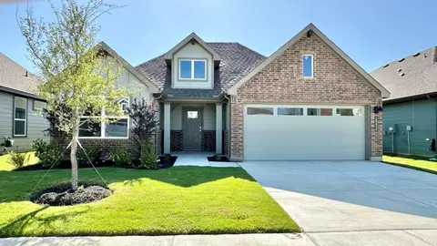 10616 Zircon Ln, Crowley, TX 76036