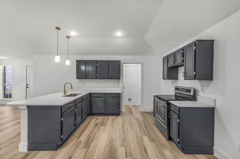 2523 Whitehurst Dr, Fort Worth, TX 76133