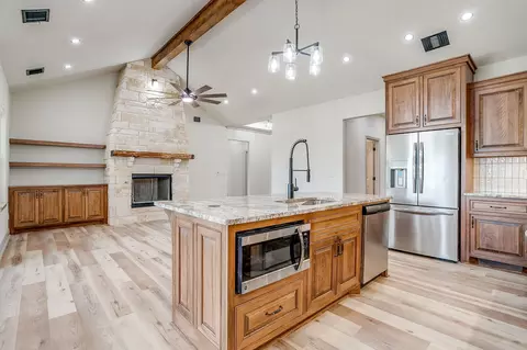 1049 Barton Ranch Rd, Nemo, TX 76070