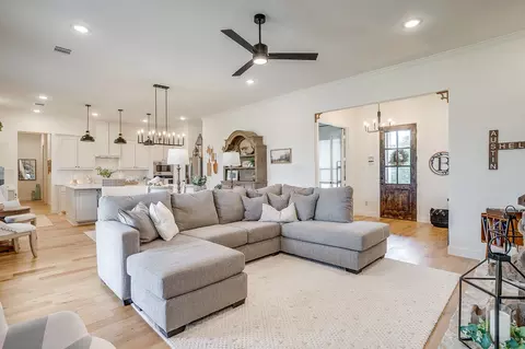 2009 Willy Dilly Rd, Springtown, TX 76082 photo 10