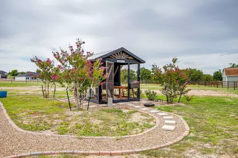 2009 Willy Dilly Rd, Springtown, TX 76082 photo 35