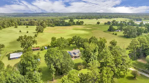 1368 County Road 2206, Rusk, TX 75785