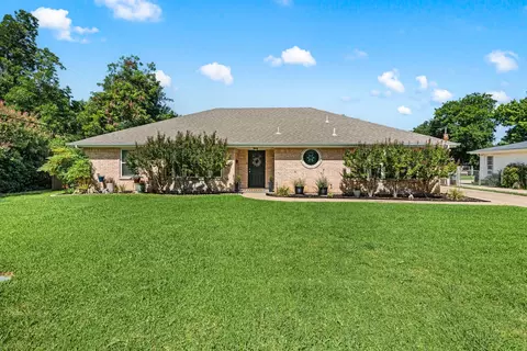 3621 Chaffin Dr, Richland Hills, TX 76118
