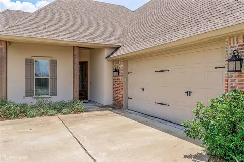 Exterior - 175 Jamestowne Blvd, Benton, LA 71006 photo 3 of 7