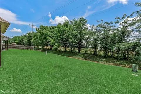 Exterior - 175 Jamestowne Blvd, Benton, LA 71006 photo 5 of 7