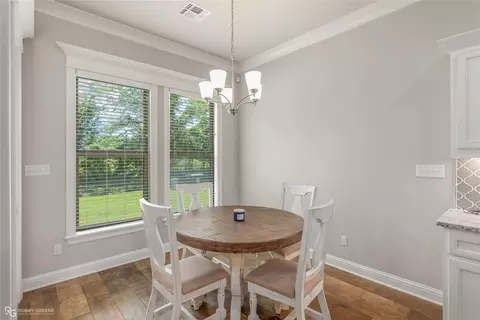 Dining - 175 Jamestowne Blvd, Benton, LA 71006 photo 1 of 1