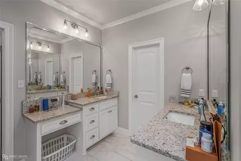 Bath - 175 Jamestowne Blvd, Benton, LA 71006 photo 1 of 3