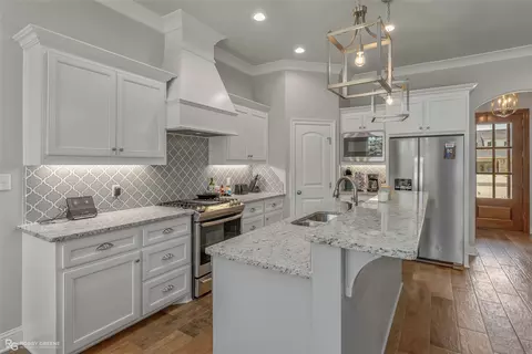 Kitchen - 175 Jamestowne Blvd, Benton, LA 71006 photo 1 of 4