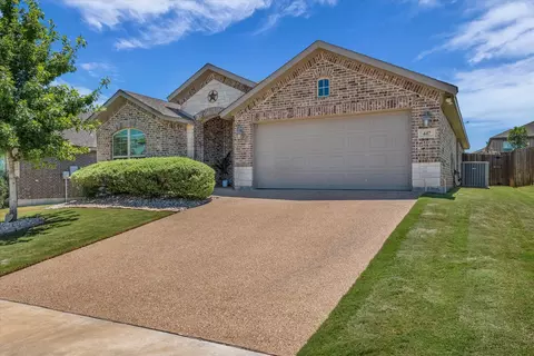 447 Paso Fino St, Robinson, TX 76706