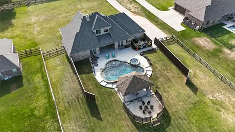 8370 Old Springtown Rd, Springtown, TX 76082