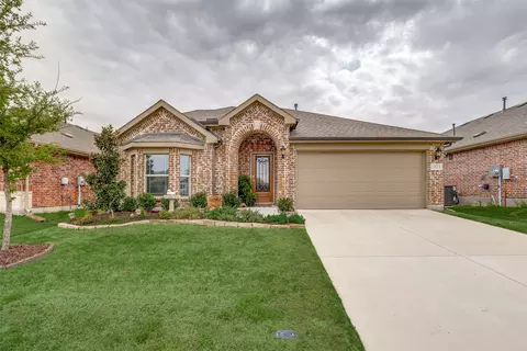 1021 Holcombe Dr, Anna, TX 75409