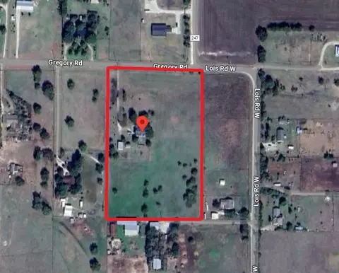 7829 Gregory Rd, Sanger, TX 76266