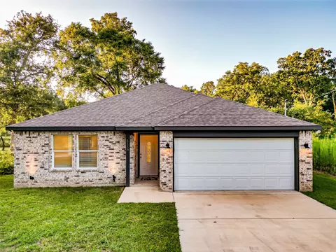 1116 Kingsway, Tool, TX 75143 photo 9