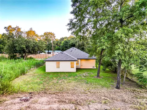 1116 Kingsway, Tool, TX 75143 photo 16