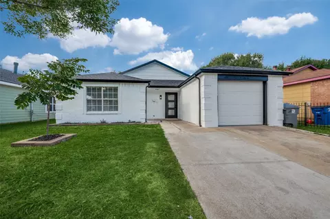 4467 Lizzy Dr, Dallas, TX 75211