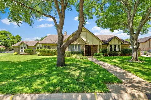 603 Eldoro Dr, Arlington, TX 76006
