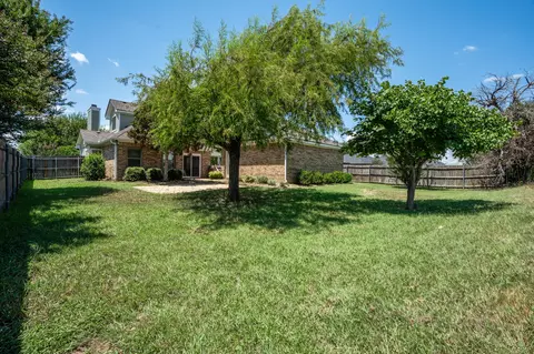 Exterior - 10421 T Bury Ln, Waco, TX 76708 photo 9 of 11