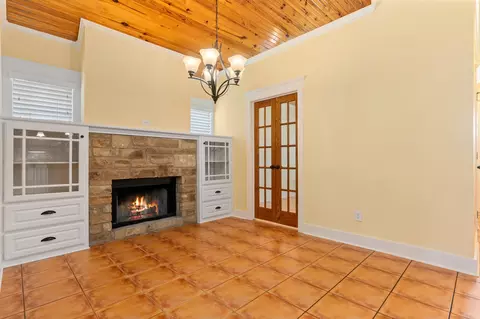 Living - 10421 T Bury Ln, Waco, TX 76708 photo 1 of 3