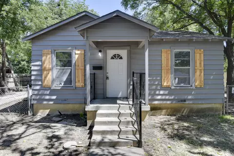 4305 Mckibben St, Haltom City, TX 76117