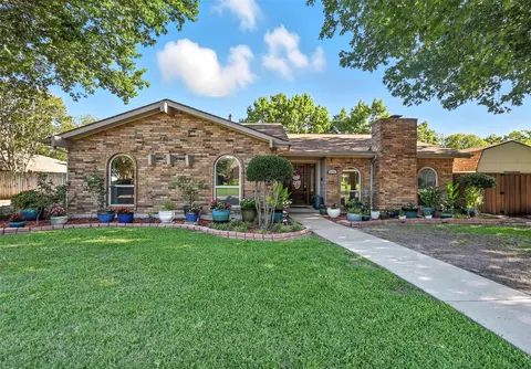 2110 Butterfield Trl, Grand Prairie, TX 75052
