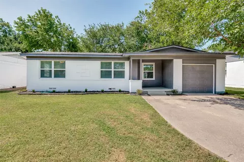 2922 Mayhew Dr, Dallas, TX 75228