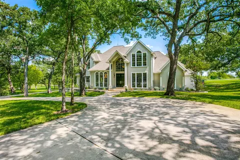 918 Old Decatur Rd, Decatur, TX 76234