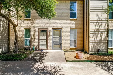 10650 Steppington Dr #145, Dallas, TX 75230