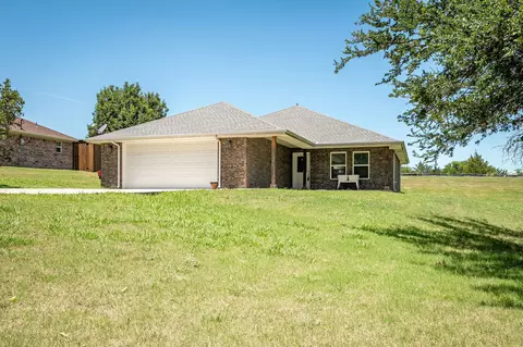 219 Ridgetop Ct, Blue Ridge, TX 75424