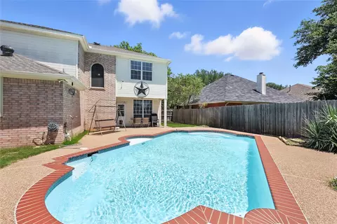 9052 Tyne Trl, Fort Worth, TX 76118