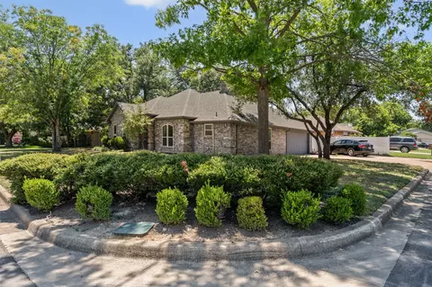 3800 Devonaire Dr, Aledo, TX 76008