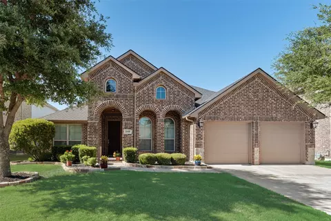 2948 Cool Water Ter, Grand Prairie, TX 75054