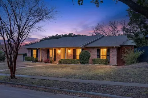 1449 Big Bend Dr, Plano, TX 75023