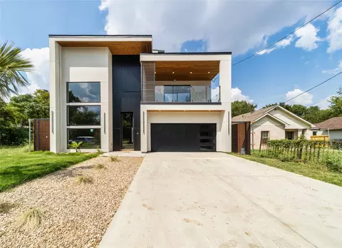 2117 E Overton St, Dallas, TX 75216