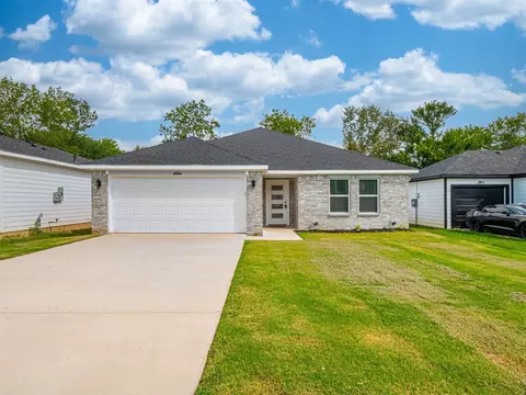 609 E 14th St, Corsicana, TX 75110