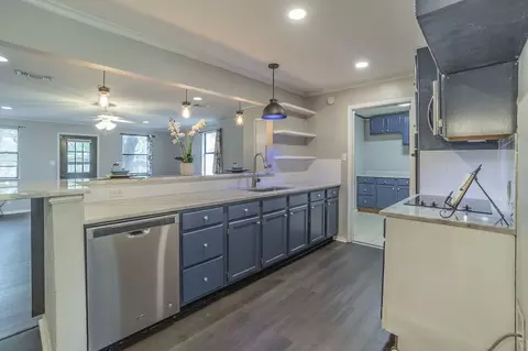 604 SE 27th Ave, Mineral Wells, TX 76067