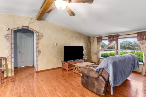121 Brighton Rd, Springtown, TX 76082 photo 9