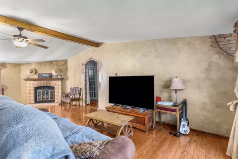 121 Brighton Rd, Springtown, TX 76082 photo 10