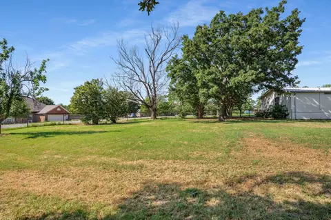 121 Brighton Rd, Springtown, TX 76082 photo 32