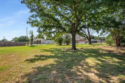 121 Brighton Rd, Springtown, TX 76082 photo 29